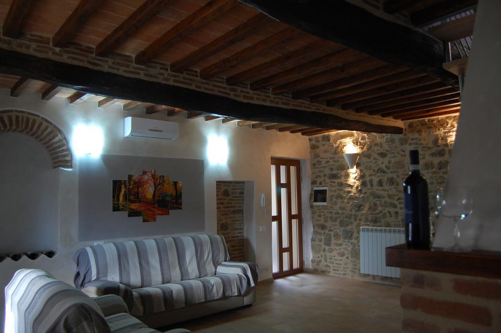 Hôtel Emily House à Montecerboli Extérieur photo
