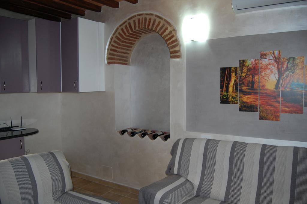 Hôtel Emily House à Montecerboli Extérieur photo