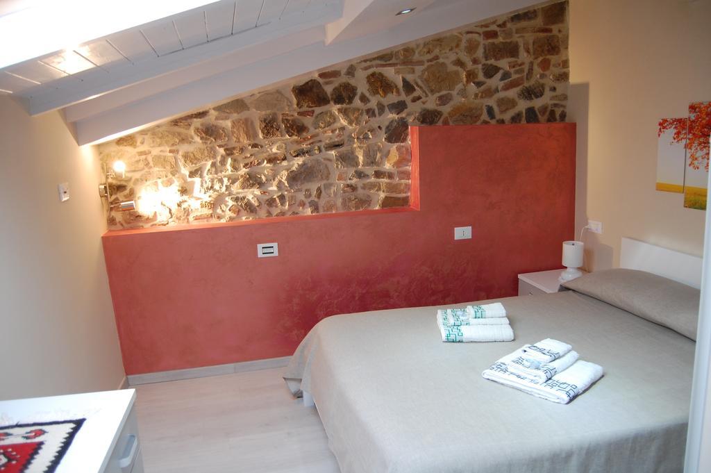 Hôtel Emily House à Montecerboli Extérieur photo